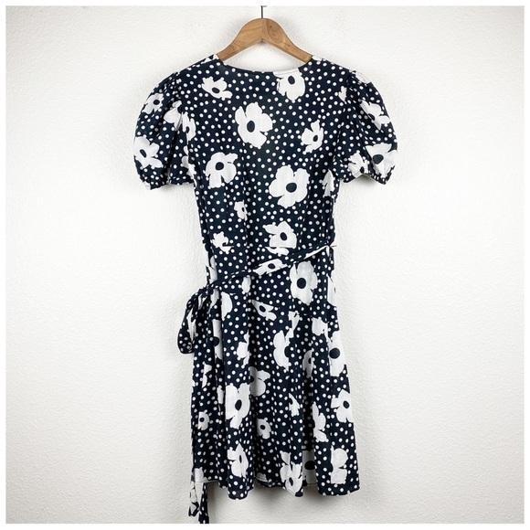 Urban Outfitters Jocelyn Black Floral Wrap Dress Size Small - Picture 5 of 13